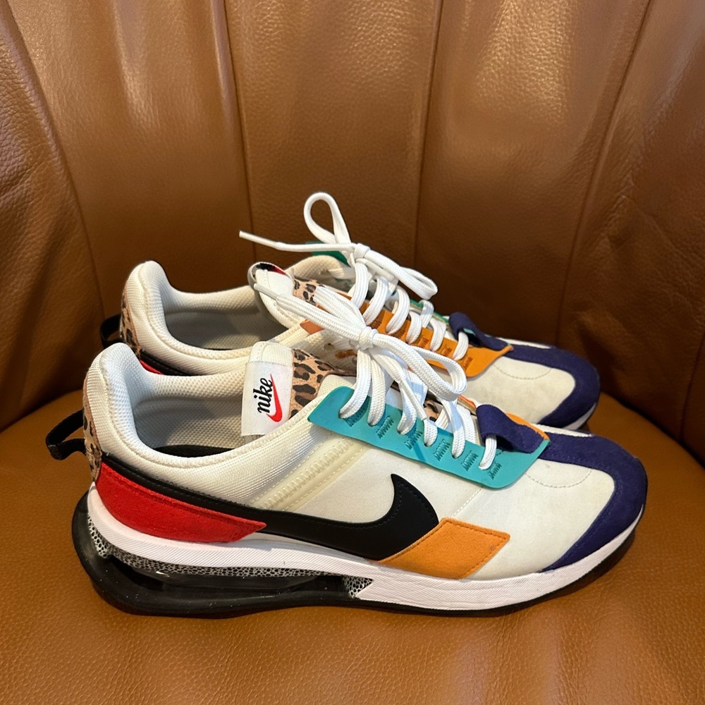 Nike woman’s size 10